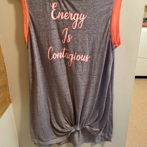 Top - Picture 2 of 2